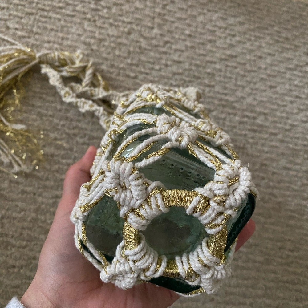 SEZANE MACRAME BOHEMIAN GLASS BOTTLE HANGING VASE - Picture 7 of 8